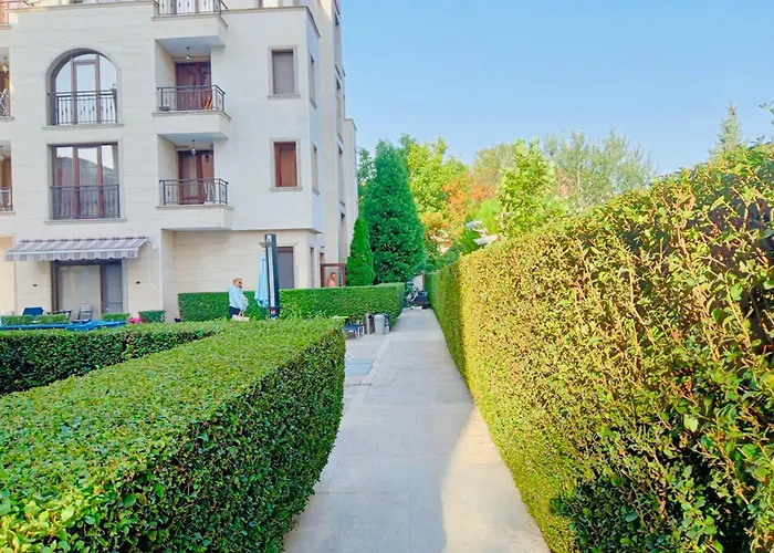 Amara в 10 Sunny Apartament