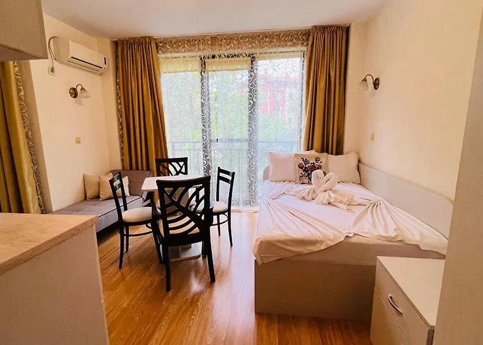 Apartment Amara в 10 Sunny