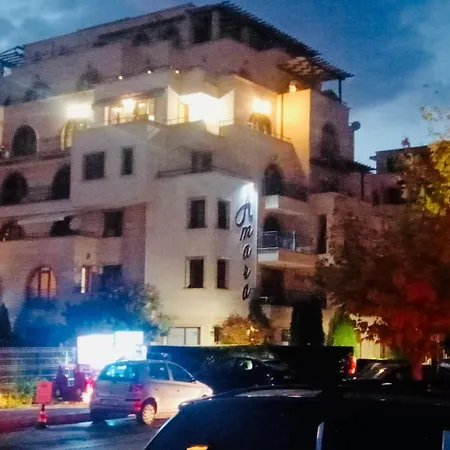 Amara в 9 Sunny Daire *