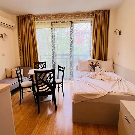 Apartment Amara в 9 Sunny